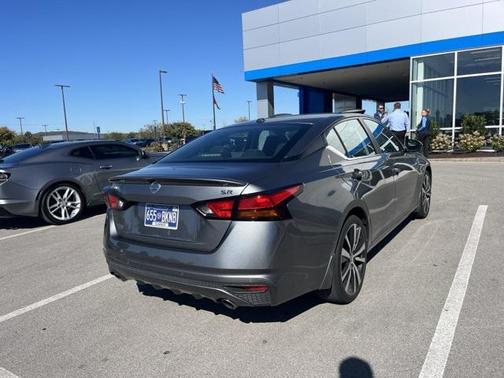 2020 Nissan Altima SR FWD