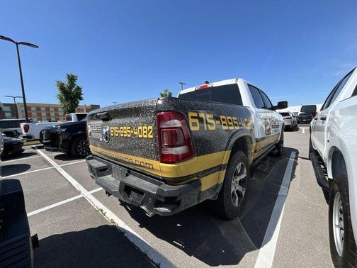 Bright White Clearcoat 2022 RAM 1500 Laramie