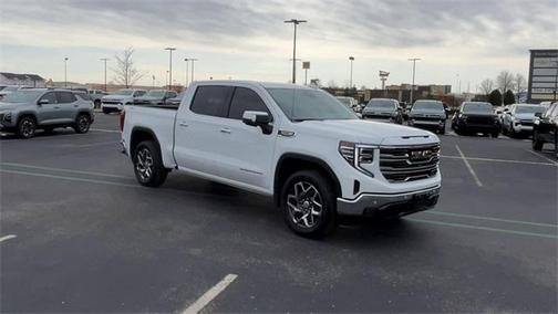 2025 GMC Sierra 1500 SLT