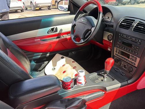 2005 Ford Thunderbird 