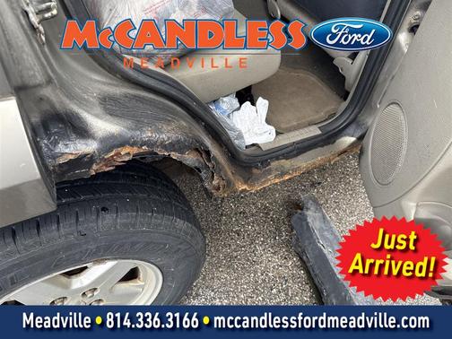 Bright Silver Metallic 2007 Jeep Liberty Sport