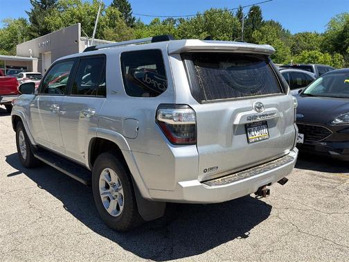 Classic Silver Metallic 2019 Toyota 4Runner SR5 Premium