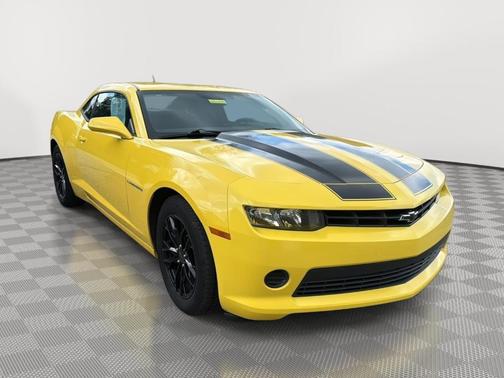 Bright Yellow 2015 Chevrolet Camaro 2LS