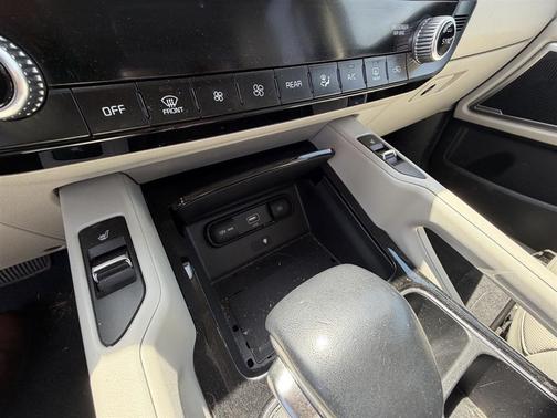 Black 2022 Kia Telluride S