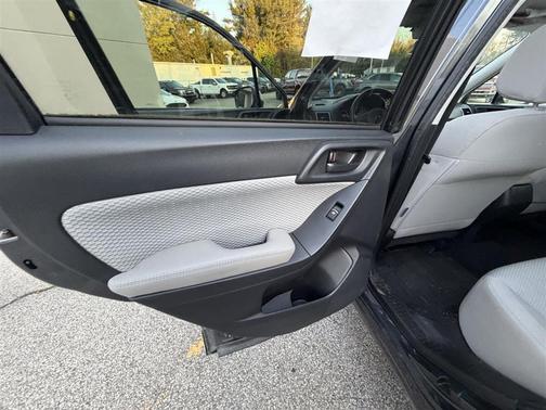 Dark Gray Metallic 2017 Subaru Forester 2.5i Premium