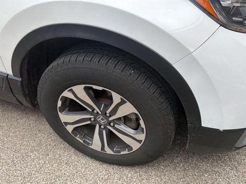 Platinum White Pearl 2022 Honda CR-V LX