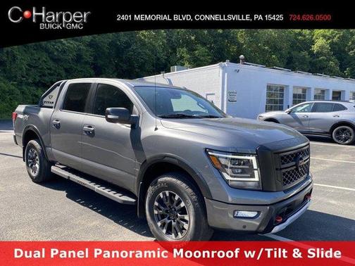Photo 1 of 36 of 2020 Nissan Titan PRO-4X