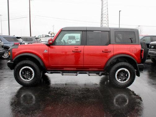 2023 Ford Bronco Outer Banks