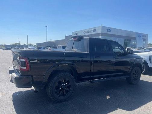 2021 RAM 3500 Laramie Crew Cab 4x4 6'4' Box