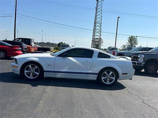 2008 Ford Mustang GT Deluxe