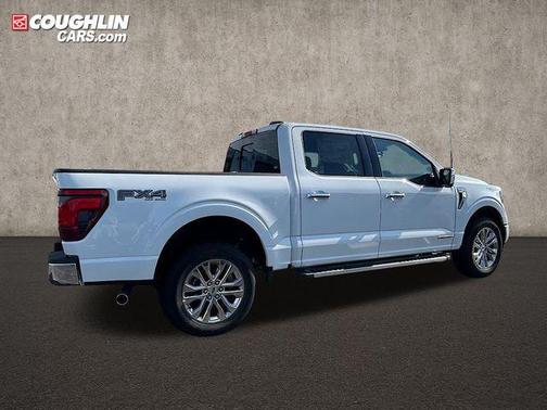 Oxford White 2025 Ford F-150 XLT