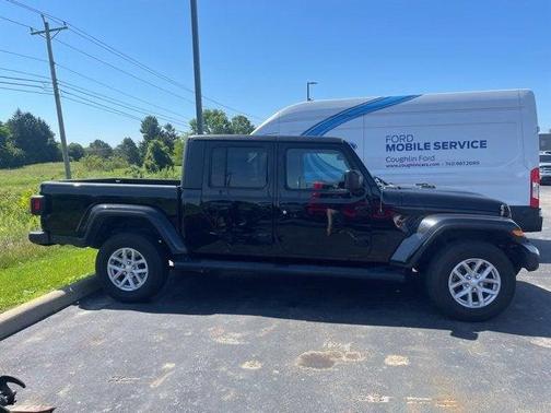 2023 Jeep Gladiator Sport S