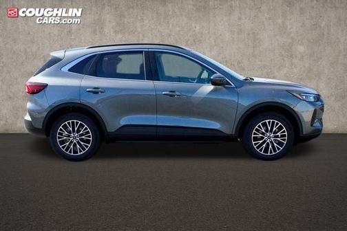 2024 Ford Escape PHEV SE