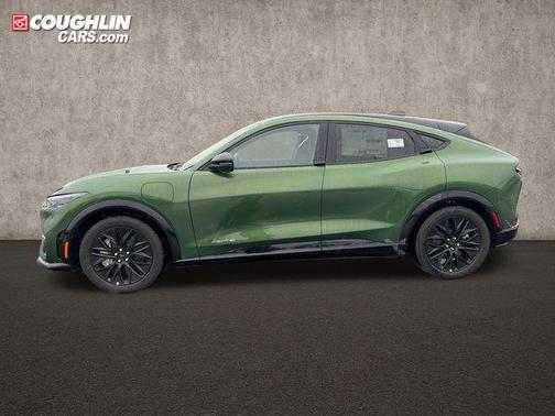 Eruption Green Metallic 2026 Ford Mustang Mach-E Premium