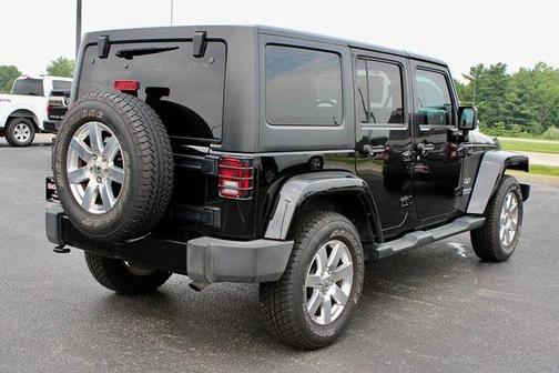 2016 Jeep Wrangler Unlimited Sahara
