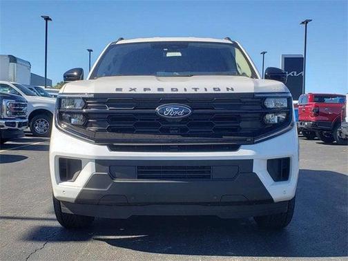 2025 Ford Expedition Max Active 4x4