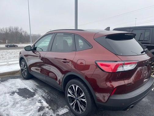 2021 Ford Escape SEL