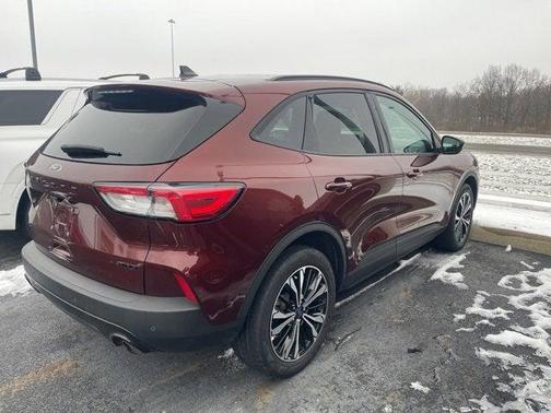 2021 Ford Escape SEL