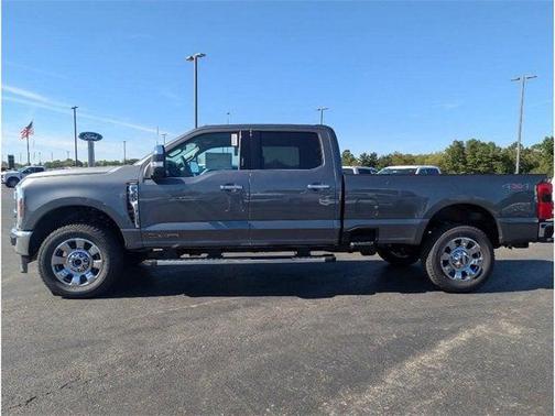 2026 Ford F-350 Lariat