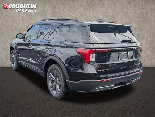 Agate Black Metallic 2026 Ford Explorer Active
