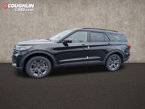 Agate Black Metallic 2026 Ford Explorer Active