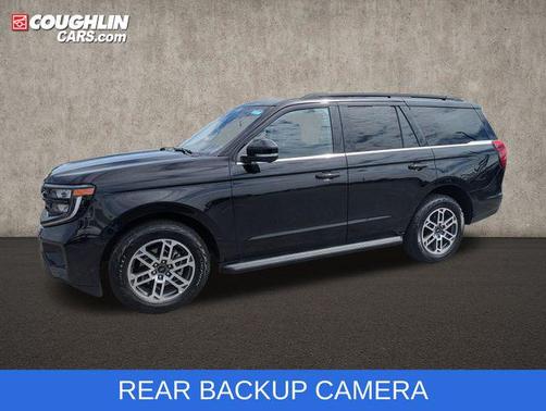 Black Metallic 2025 Ford Expedition Active