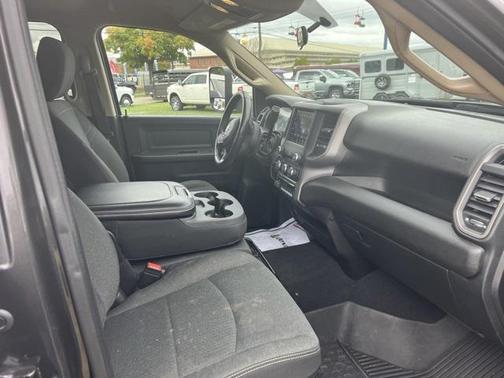 2020 RAM 3500 Tradesman Crew Cab 4x4 8' Box