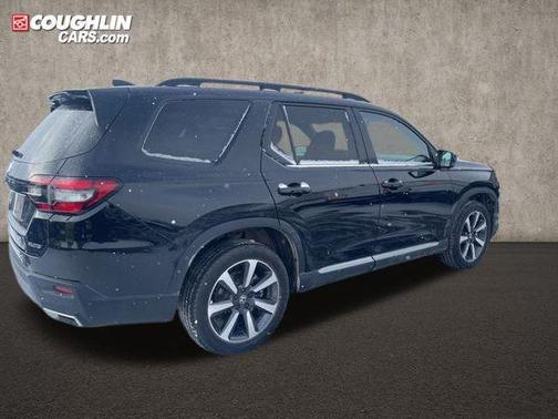 2023 Honda Pilot AWD Elite