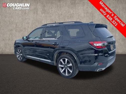 2023 Honda Pilot AWD Elite