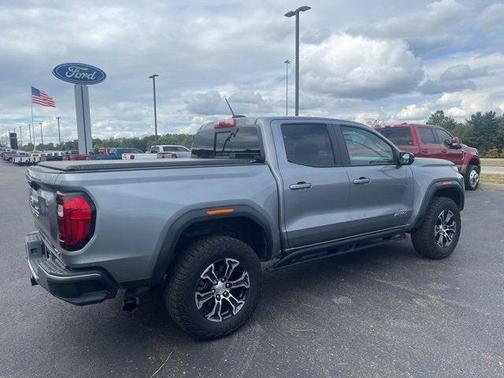 2023 GMC Canyon AT4