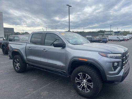 2023 GMC Canyon AT4