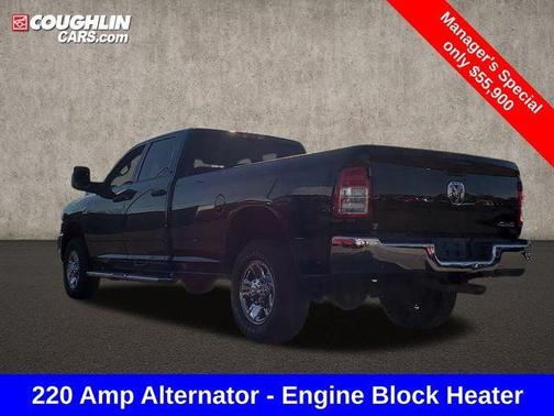 2024 RAM 3500 Tradesman Crew Cab 4x4 8' Box