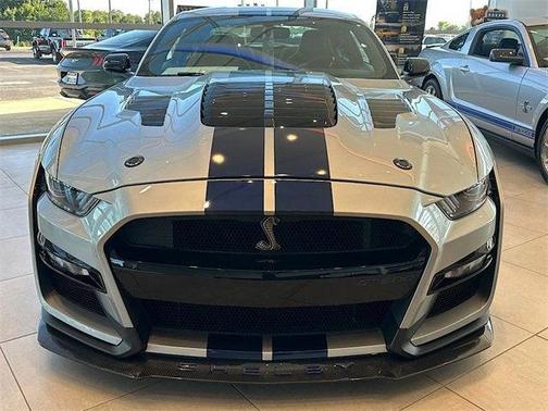 2020 Ford Shelby GT500 Base