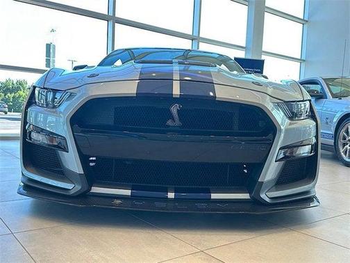 2020 Ford Shelby GT500 Base