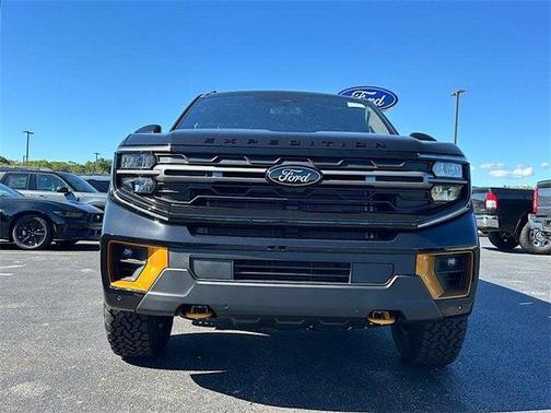 2025 Ford Expedition Tremor