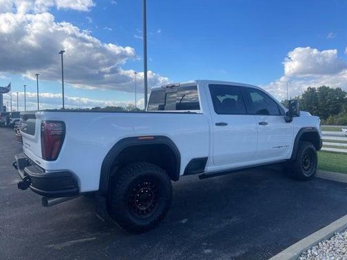 2024 GMC Sierra 2500 AT4