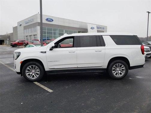 2023 GMC Yukon XL Denali