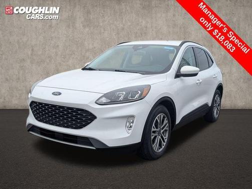 Oxford White 2022 Ford Escape SEL