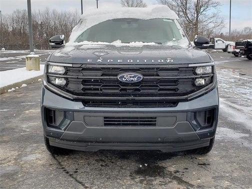 2025 Ford Expedition Max Active 4x4