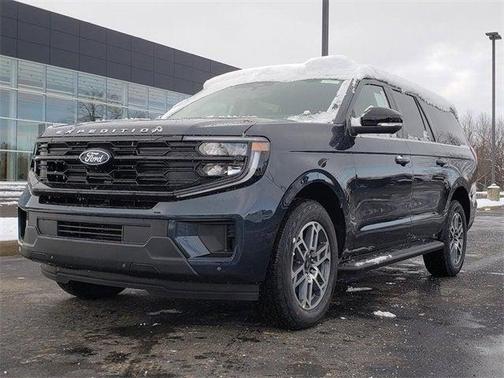 2025 Ford Expedition Max Active 4x4