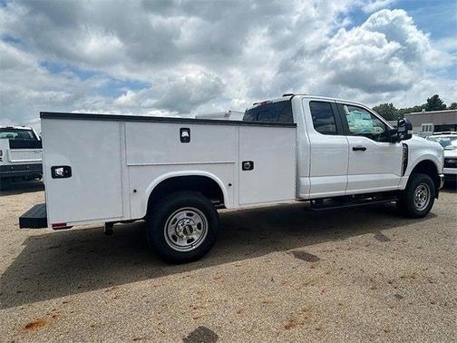 2025 Ford F-350 XL
