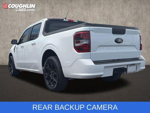 Oxford White 2025 Ford Maverick Lobo Standard