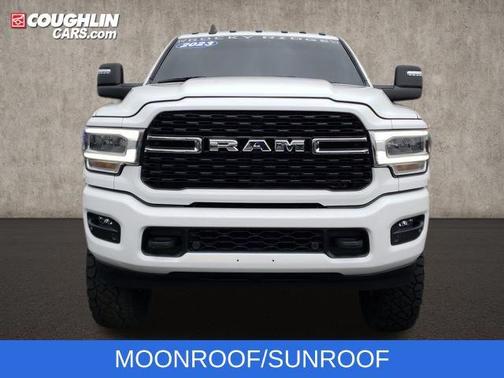 2023 RAM 3500 Big Horn Crew Cab 4x4 8' Box