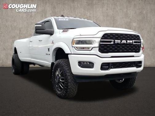 2023 RAM 3500 Big Horn Crew Cab 4x4 8' Box