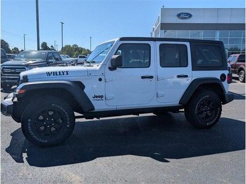 2022 Jeep Wrangler Willys
