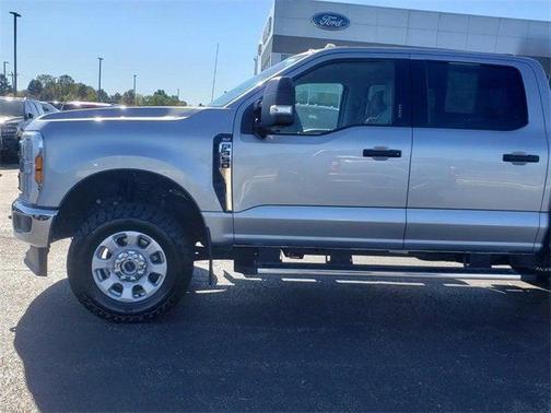 2024 Ford F-350 XLT