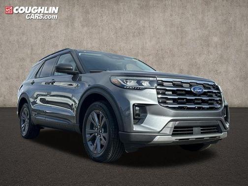 Carbonized Gray Metallic 2026 Ford Explorer Active