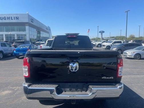 2024 RAM 3500 Tradesman Crew Cab 4x4 8' Box
