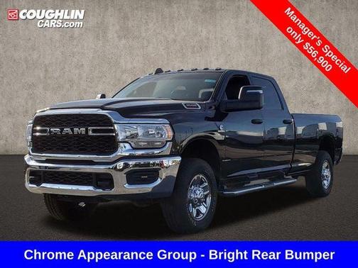 2024 RAM 3500 Tradesman Crew Cab 4x4 8' Box