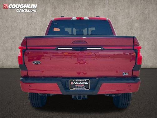 2025 Ford F-150 Lightning LARIAT